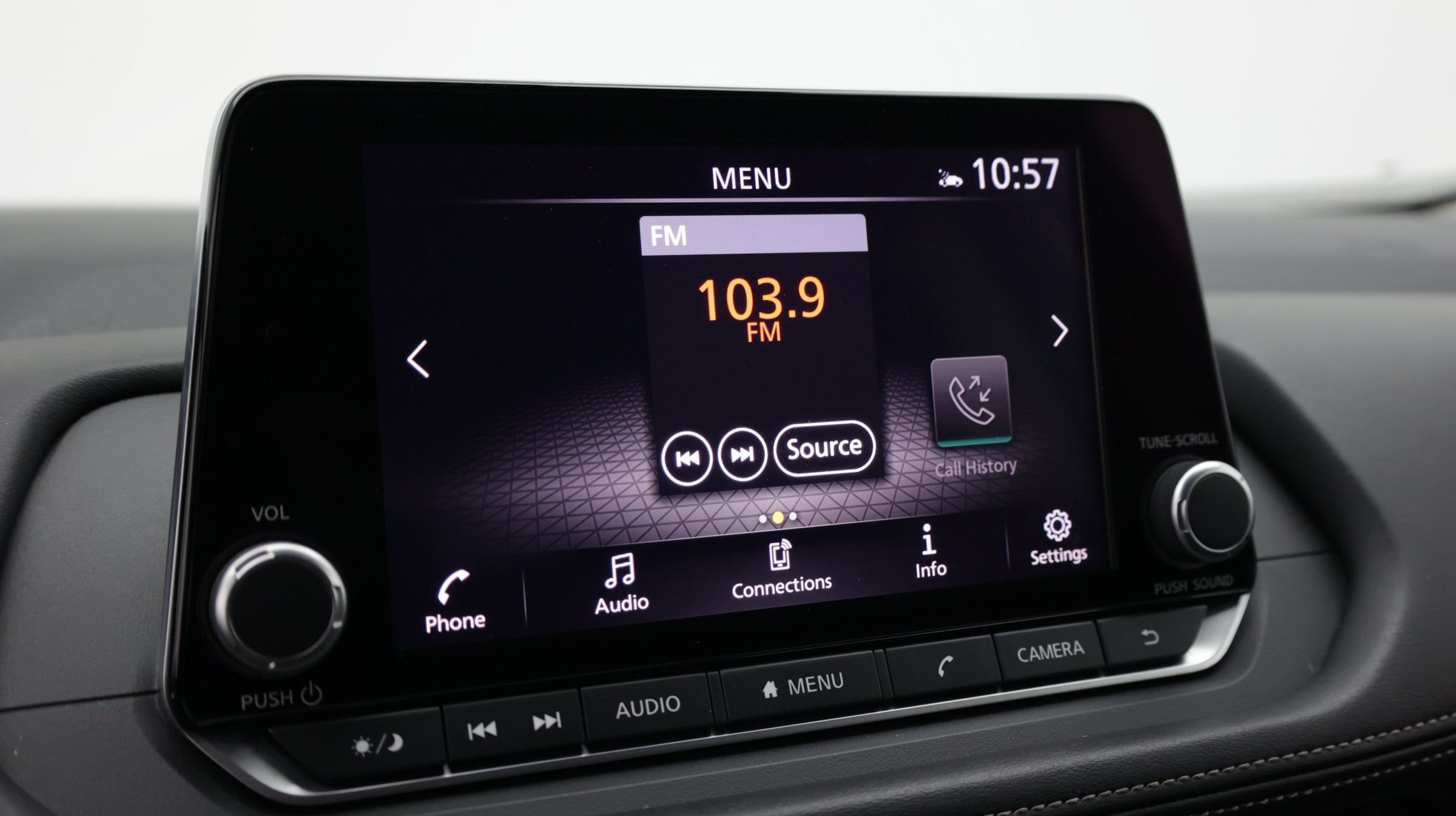 Used 2025 Nissan Rogue SV AWD/4WD image 28