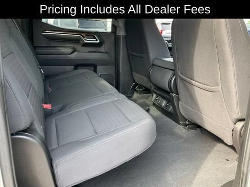 Used 2025 Chevrolet Silverado 1500 LT AWD/4WD image 18