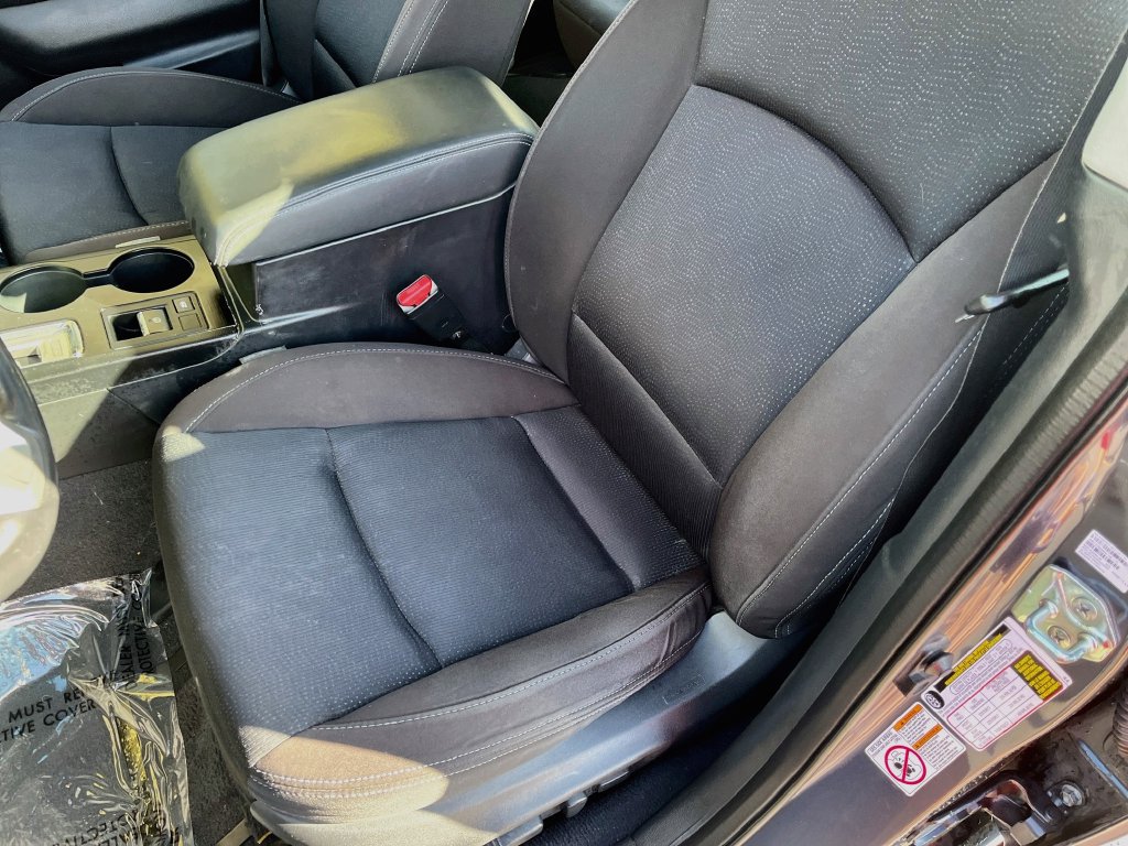 Used 2015 Subaru Legacy 2.5i Premium AWD/4WD image 19
