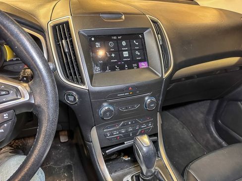 Used 2016 Ford Edge SEL w/ Equipment Group 201A image 14