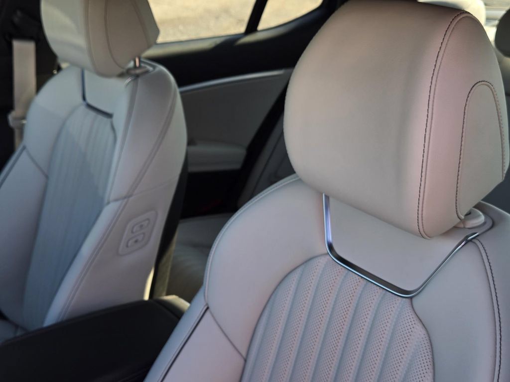 Used 2026 Genesis G70 3.3T Sport Prestige RWD image 17