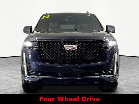 Used 2022 Cadillac Escalade ESV Sport AWD/4WD image 2