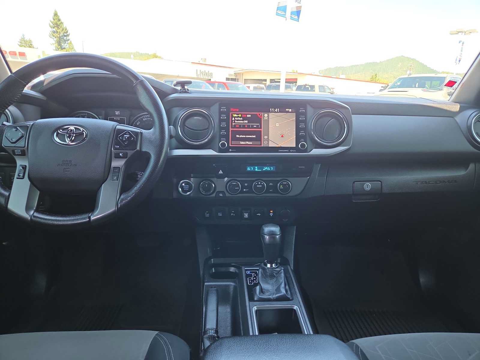 Used 2023 Toyota Tacoma TRD Off-Road w/ Advanced Technology Package AWD/4WD image 18