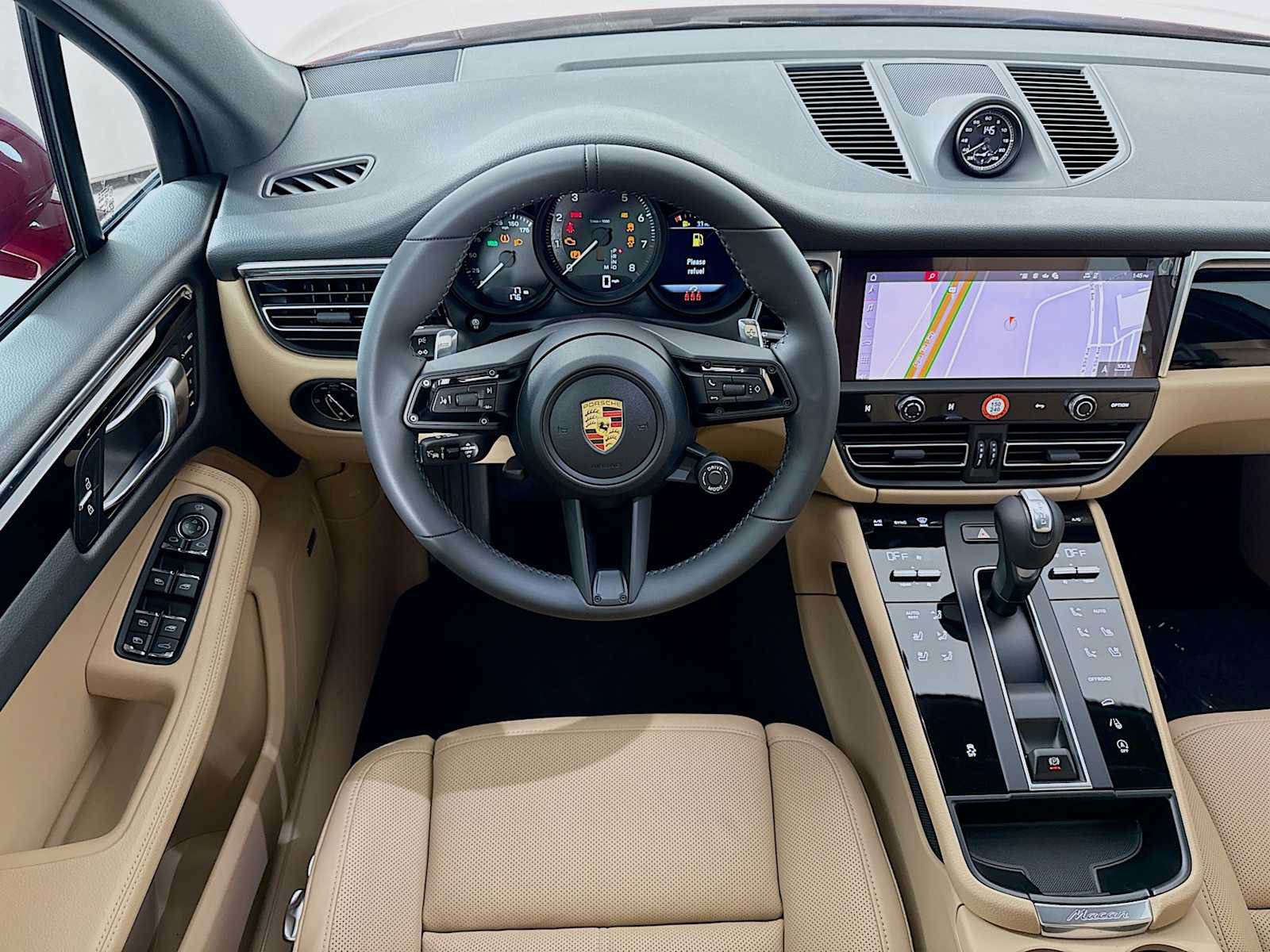Used 2026 Porsche Macan AWD/4WD image 25