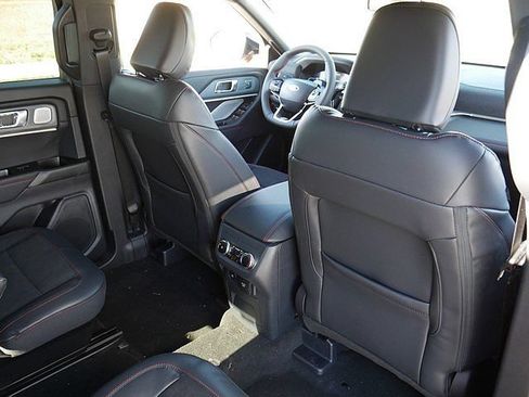 New 2026 Ford Explorer ST w/ Sun And Sound Package AWD/4WD image 32