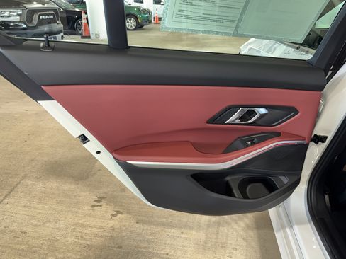 Certified 2025 BMW 330i 330i image 16