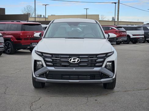 New 2026 Hyundai Tucson SE FWD image 2