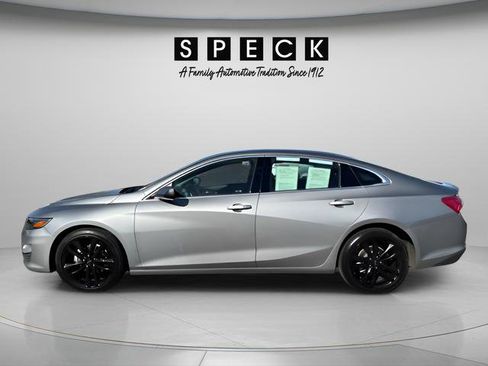 Used 2024 Chevrolet Malibu LT w/ Sport Edition FWD image 2