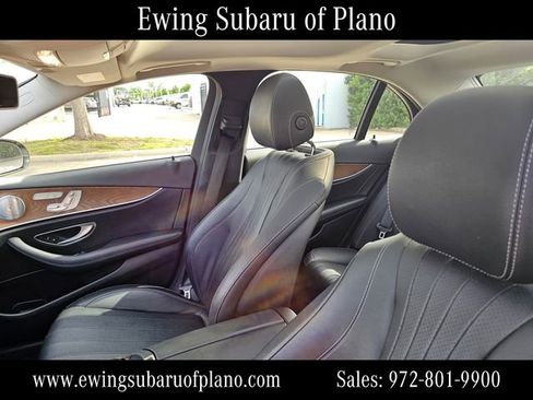 Used 2018 Mercedes-Benz E 400 4MATIC Sedan image 6