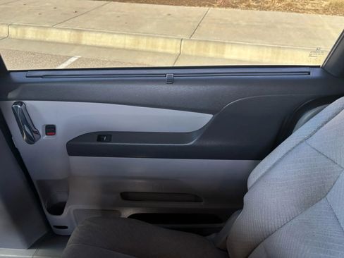 Used 2016 Honda Odyssey SE image 24