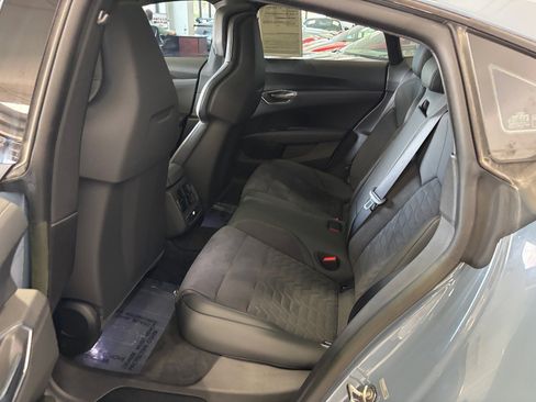 Used 2022 Audi e-tron GT Premium Plus image 7