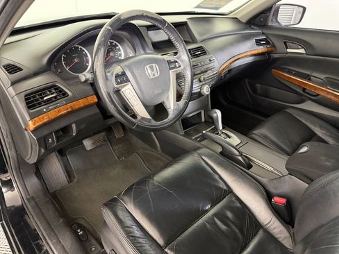 Used 2011 Honda Accord EX-L image 3