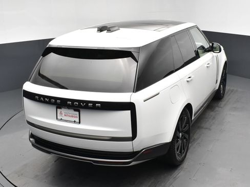 Used 2024 Land Rover Range Rover SE AWD/4WD image 18