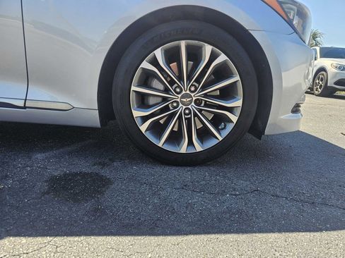 Used 2015 Hyundai Genesis 3.8 w/ Option Group 03 image 5