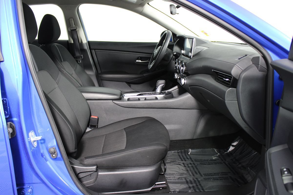Used 2025 Nissan Sentra SV FWD image 20