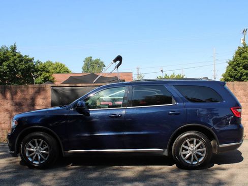 Used 2017 Dodge Durango SXT w/ Quick Order Package 23B AWD/4WD image 2