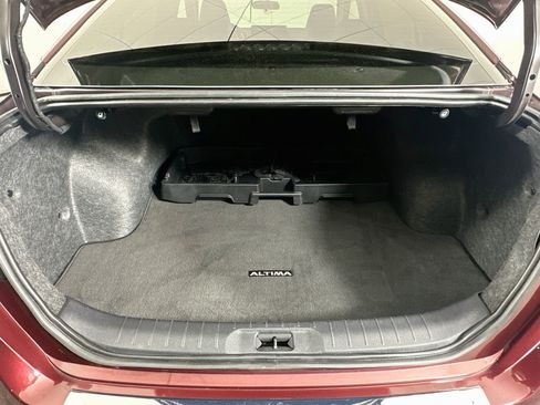 Used 2023 Nissan Altima 2.5 SL FWD image 29