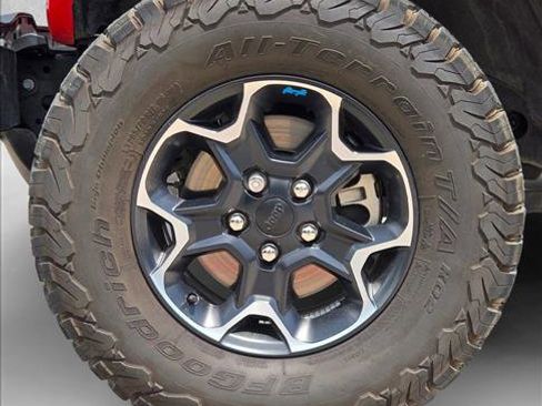 Used 2022 Jeep Wrangler Unlimited Rubicon 4xe image 23