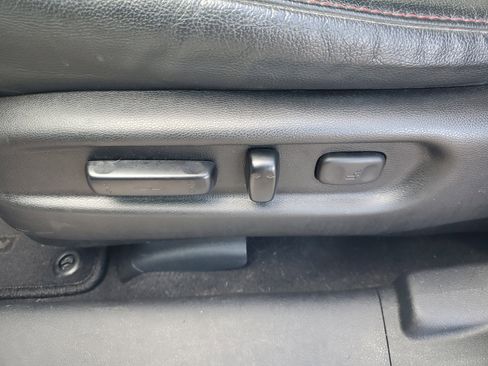 Certified 2021 Honda Pilot Black Edition image 9