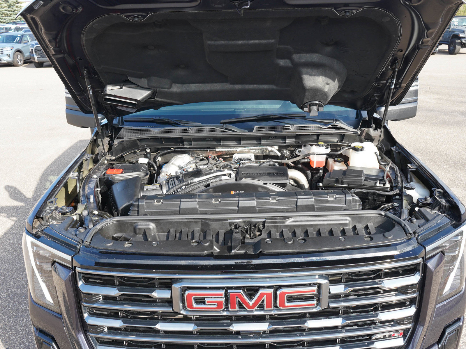 Used 2025 GMC Sierra 3500 AT4 w/ AT4 Premium Plus Package AWD/4WD image 29