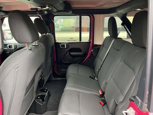Used 2021 Jeep Wrangler Unlimited Sport S image 7