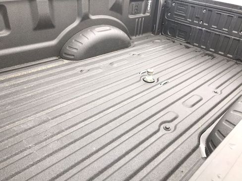 Used 2025 Ford F250 XL w/ XL Chrome Package image 19