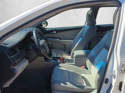 Used 2012 Toyota Camry XLE image 10