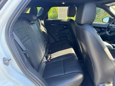 Certified 2024 Land Rover Range Rover Evoque S AWD/4WD image 17