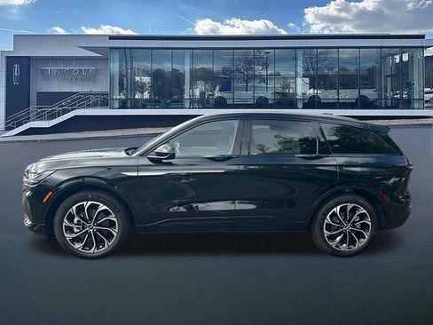 New 2026 Lincoln Nautilus Reserve AWD/4WD image 4