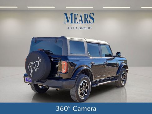 Used 2022 Ford Bronco Outer Banks image 6