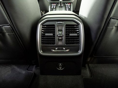 New 2026 Porsche Macan S AWD/4WD image 21