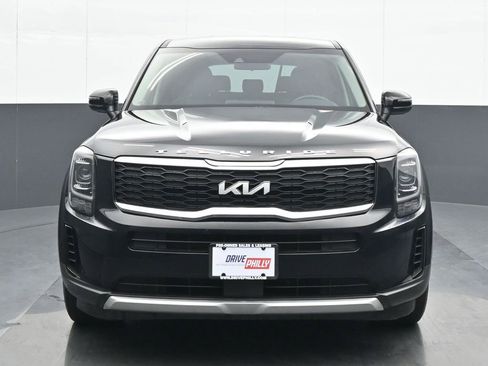 Used 2022 Kia Telluride LX image 1