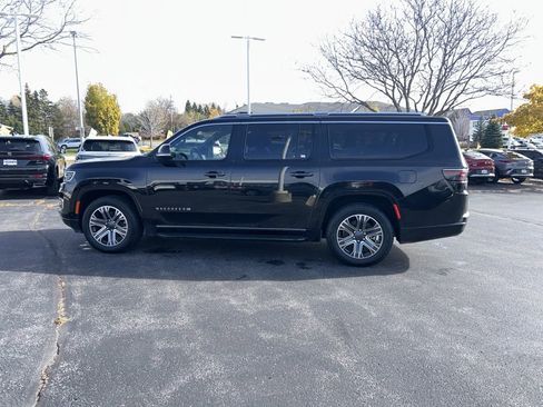 Used 2023 Jeep Wagoneer L Series II image 8