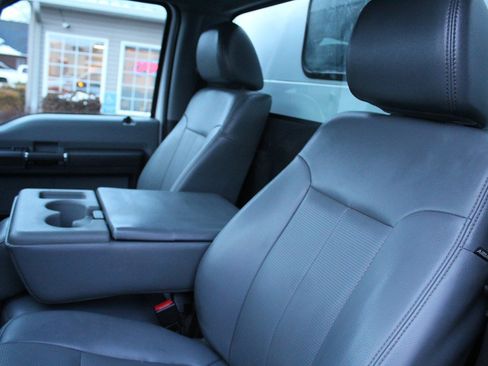 Used 2016 Ford F450 XL w/ Power Equipment Group image 19