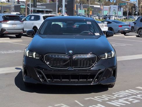 New 2026 BMW 530i RWD image 5