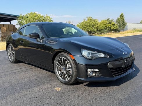 Used 2016 Subaru BRZ Limited w/ Popular Package #4 RWD image 16