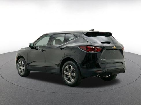 Used 2025 Chevrolet Blazer LT FWD image 7