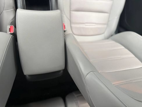 Used 2021 Honda CR-V EX-L image 24