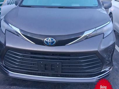 Used 2024 Toyota Sienna XLE w/ XLE Plus Package