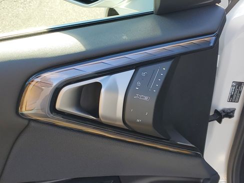 New 2026 BMW X3 xDrive30 w/ Premium Package image 7