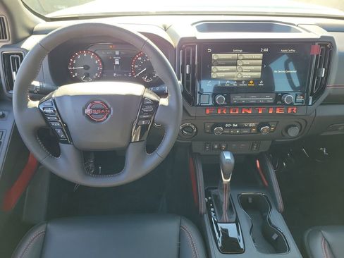 New 2025 Nissan Frontier PRO-4X w/ Pro Premium Package image 4