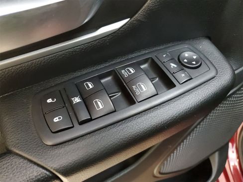 Used 2020 RAM 1500 Big Horn image 16