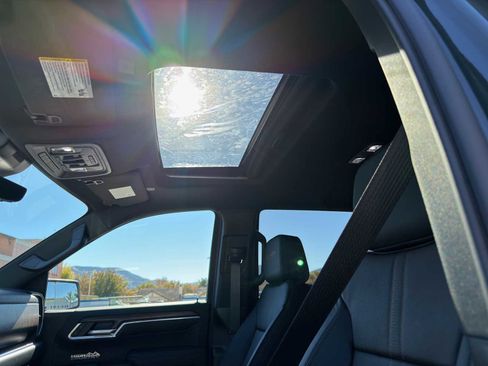 New 2026 Chevrolet Silverado 1500 High Country w/ Technology Package AWD/4WD image 38