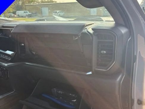Used 2024 Chevrolet Silverado 1500 LT Trail Boss w/ Convenience Package II AWD/4WD image 33