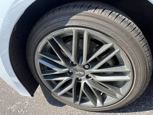 Used 2019 Genesis G70 2.0T Advanced w/ Prestige Package AWD/4WD image 10