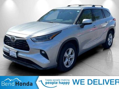 Used 2021 Toyota Highlander LE