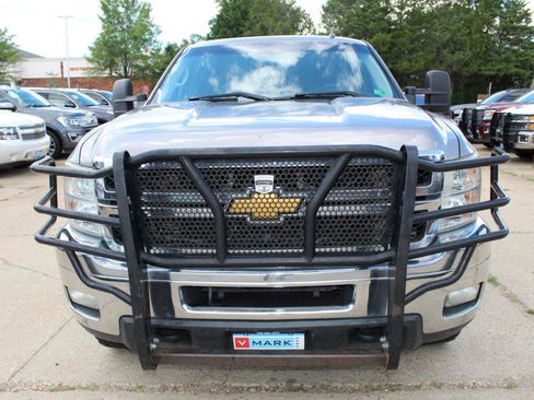 Used 2013 Chevrolet Silverado 2500 LT w/ Custom Sport Truck Package AWD/4WD image 2