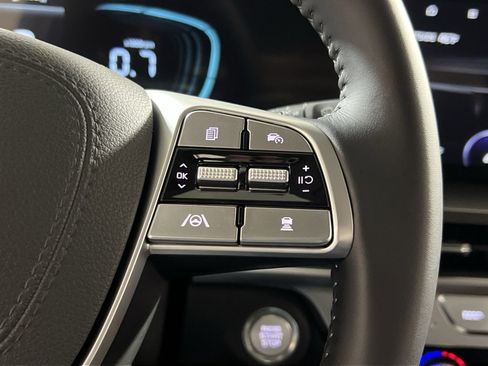 New 2025 Kia Telluride S image 30