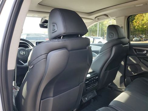 Certified 2025 Acura MDX FWD image 12