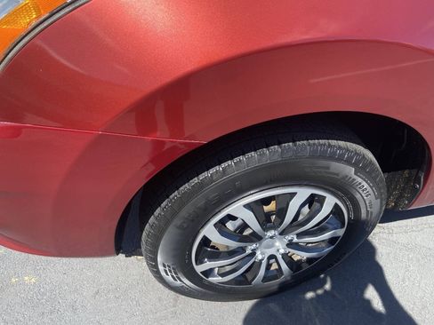 Used 2015 Nissan Rogue S w/ Convenience Package AWD/4WD image 17